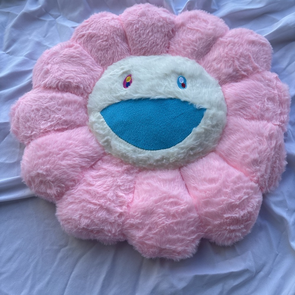 Pink Takashi Murakami style flower plush pillow stuffed toy! 40cm brand new 🌈 ✨